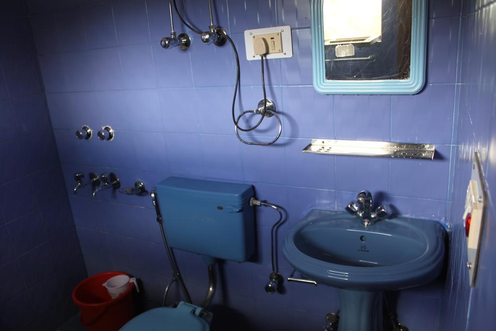 מלון לה Travellers House מראה חיצוני תמונה